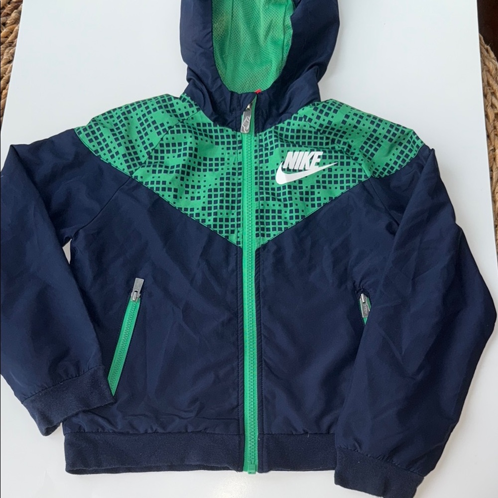 Nike Navy and Green Jacket size 6-7